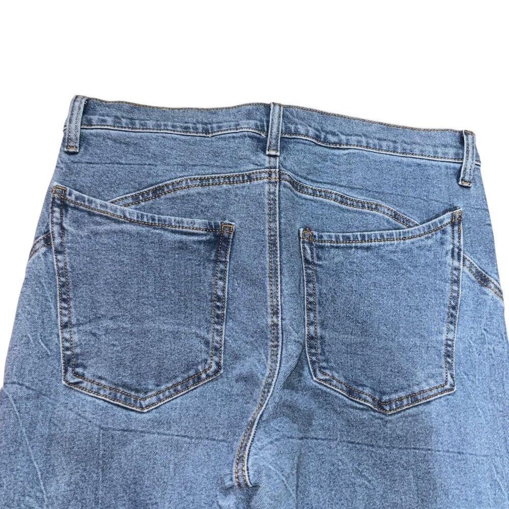 Fashion Nova Size 13 Flared Jeans Light Wash - Picture 7 of 7